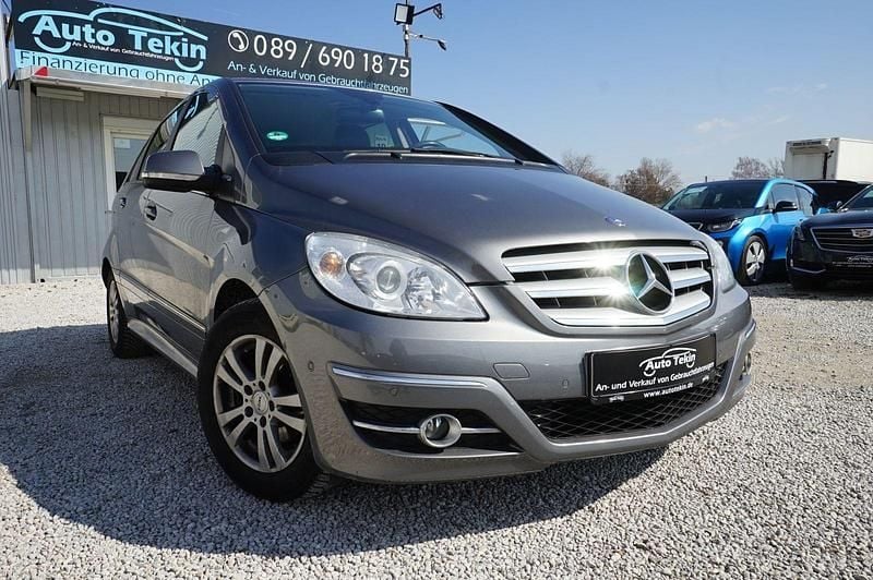 Gebraucht Mercedes B160 95 PS (69 kW) 2010 Grau Van / Kleinbus