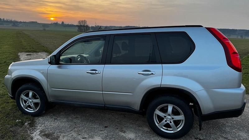 Gebraucht Nissan X-Trail 175 PS (128 kW) 2008 Silber SUV