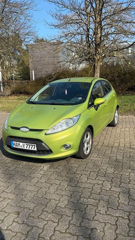 Gebraucht Ford Fiesta Titanium 101 PS (74 kW) 2009 Grün Kleinwagen