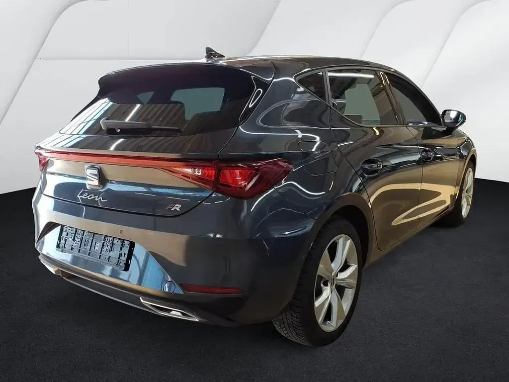 Gebraucht Seat Leon FR 150 PS (110 kW) 2025 Grau Limousine
