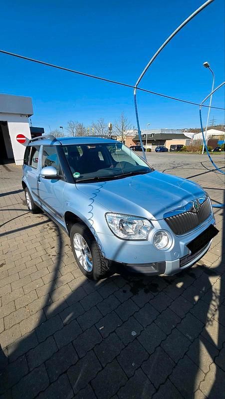 Gebraucht Skoda Yeti 105 PS (77 kW) 2010 Blau SUV