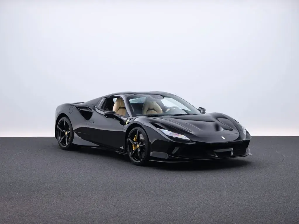 Gebraucht Ferrari F8 721 PS (530 kW) 2021 Schwarz Cabrio