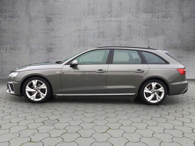 Gebraucht Audi A4 S-Line 136 PS (100 kW) 2024 Chronosgrau metallic Kombi