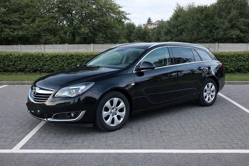 Gebraucht Opel Insignia 136 PS (100 kW) 2017 Schwarz Kombi