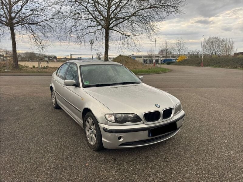 Gebraucht BMW 318 143 PS (105 kW) 2001 Silber Limousine