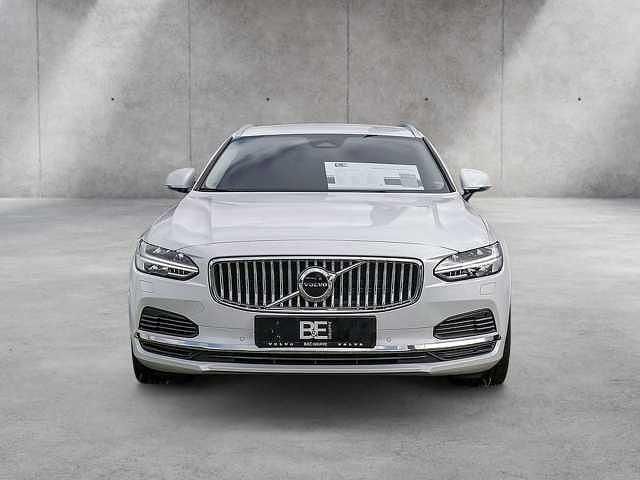 Gebraucht Volvo V90 Core 398 PS (292 kW) 2024 Weiß Kombi