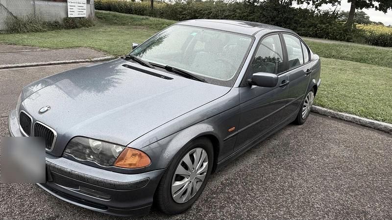 Grau Gebraucht 1998 BMW 316 Limousine | 1.990 € (Guter Preis) - Bild 1/4