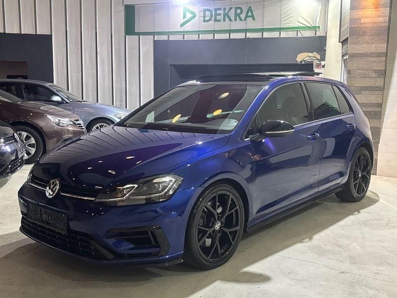 Blau Gebraucht 2017 VW Golf VII R Limousine | 20.950 € (Guter Preis) - Bild 1/4