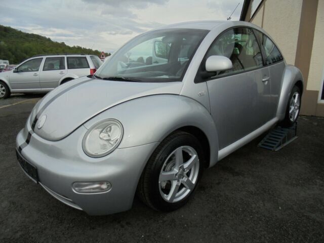 Gebraucht VW Beetle 101 PS (74 kW) 2000 Silber metallic