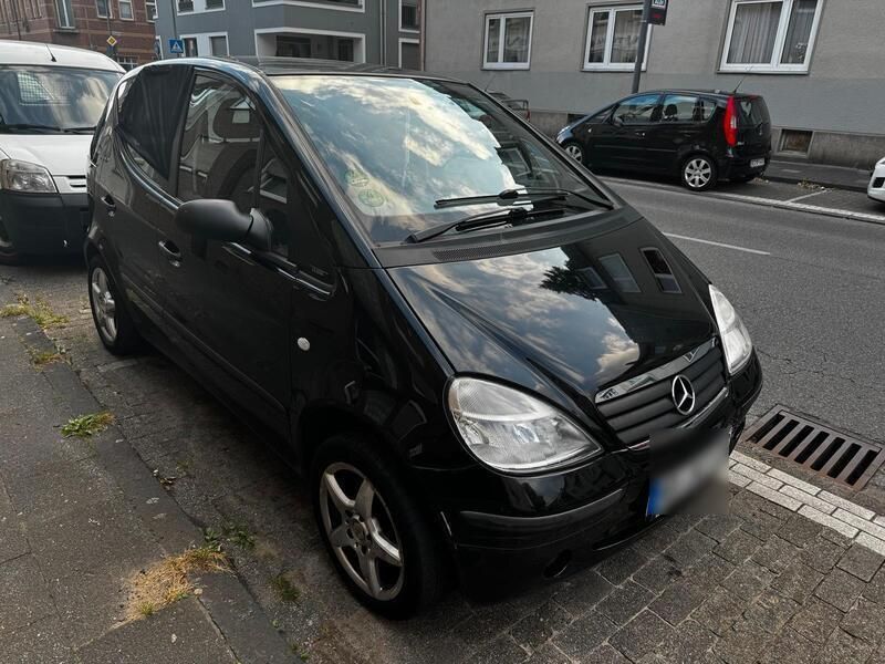 Schwarz Gebraucht 2000 Mercedes A140 Classic Kleinwagen | 995 € (Fairer Preis) - Bild 1/4