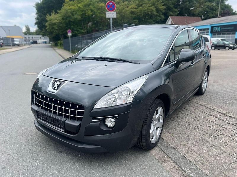 Braun Gebraucht 2011 Peugeot 3008 Premium SUV | 5.990 € (Fairer Preis) - Bild 1/4