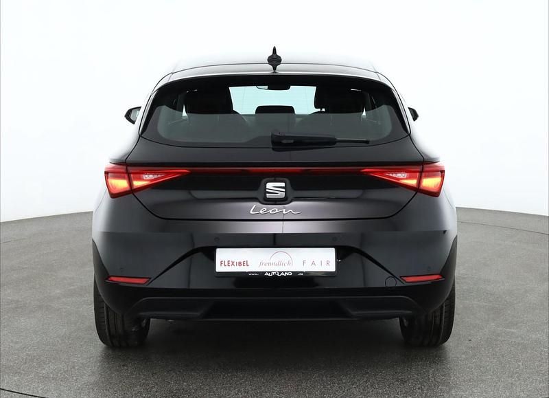Neu Seat Leon 116 PS (85 kW) 2025 Schwarz Limousine
