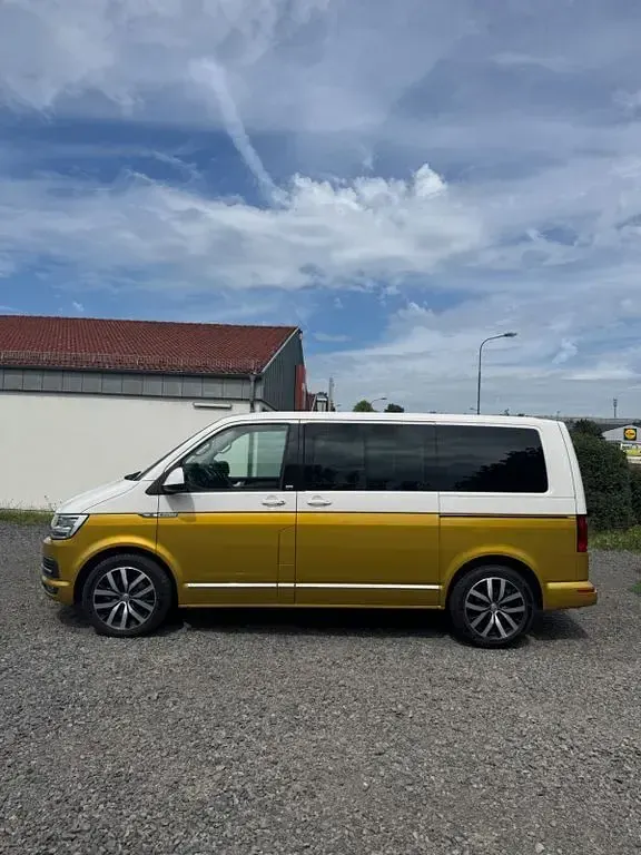 Gebraucht VW Multivan 204 PS (150 kW) 2018 Andere farben Van / Kleinbus