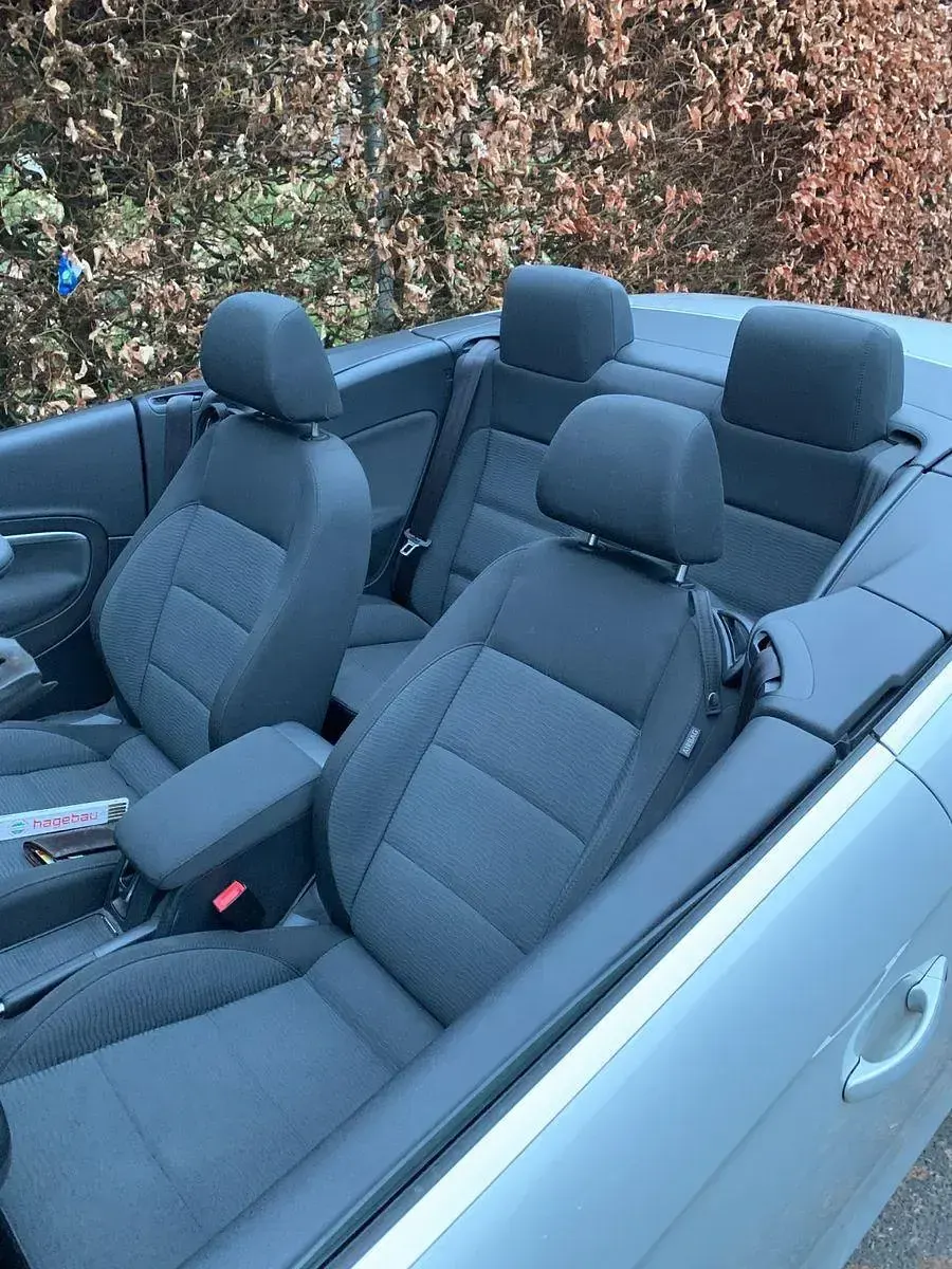 Gebraucht VW Eos 140 PS (102 kW) 2011 Gold Cabrio