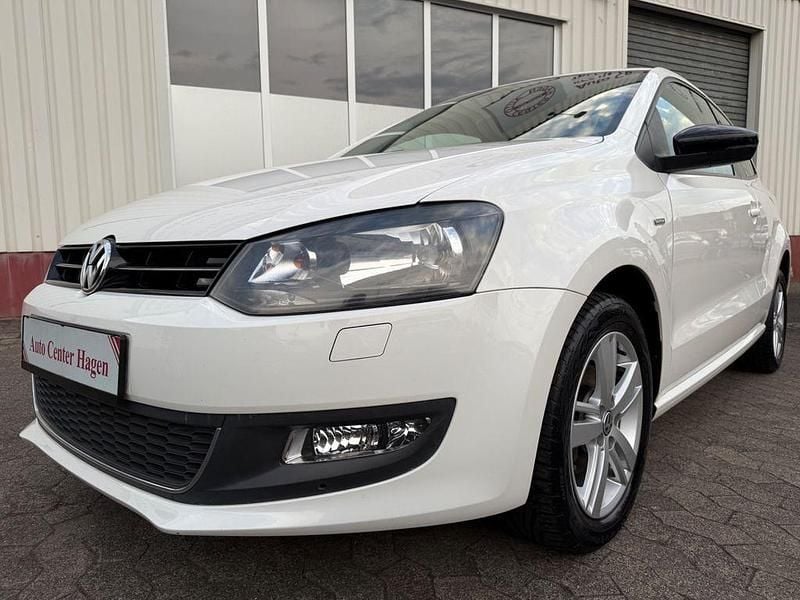 Weiß Gebraucht 2012 VW Polo Match Kleinwagen | 3.980 € (Superpreis) - Bild 1/4