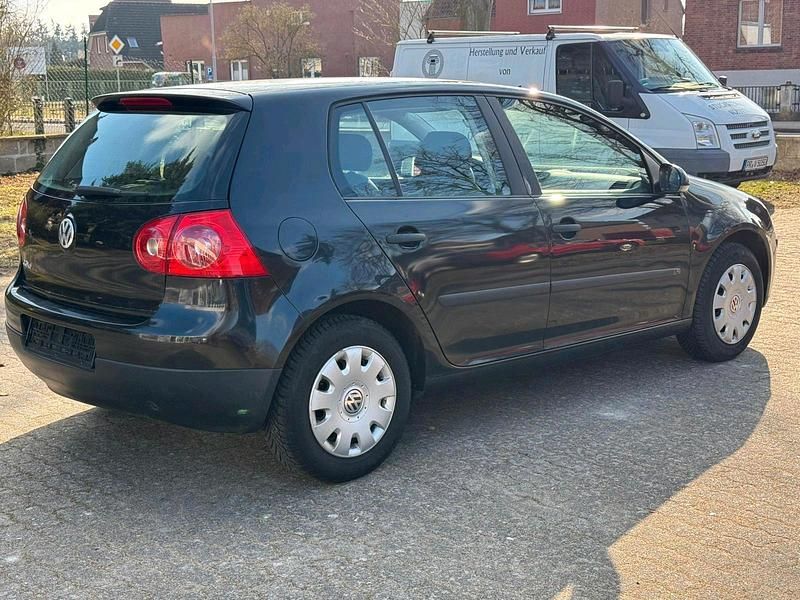 Gebraucht VW Golf V 75 PS (55 kW) 2003 Schwarz Kleinwagen
