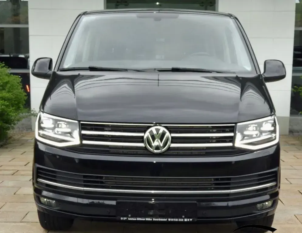 Gebraucht VW Caravelle Highline 204 PS (150 kW) 2017 Schwarz Van