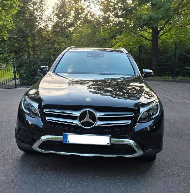 Gebraucht Mercedes GLC300 AMG 245 PS (180 kW) 2019 Schwarz SUV