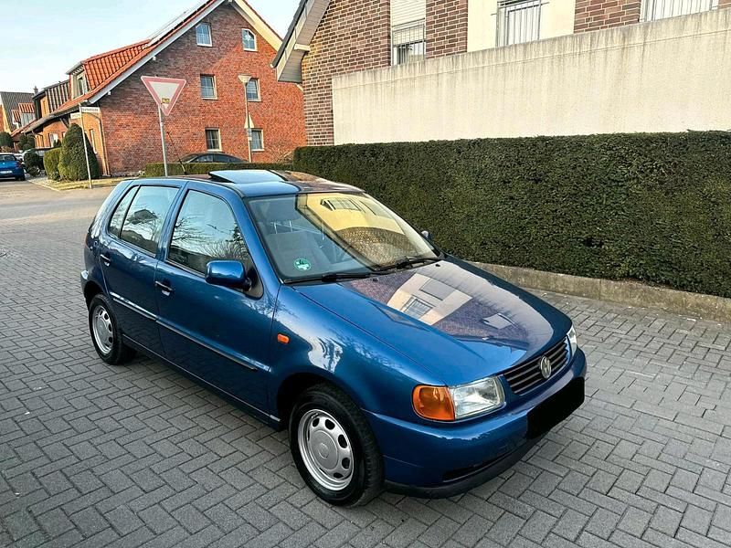 Gebraucht VW Polo 75 PS (55 kW) 1999 Blau Limousine