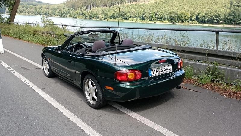 Gebraucht Mazda MX5 110 PS (80 kW) 1999 Grün Cabrio