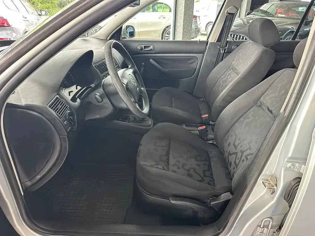 Gebraucht VW Golf IV 101 PS (74 kW) 2000 Grau Limousine