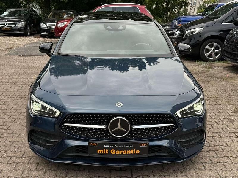 Gebraucht Mercedes CLA200 AMG 150 PS (110 kW) 2021 Denimblau  metalliclack Kombi