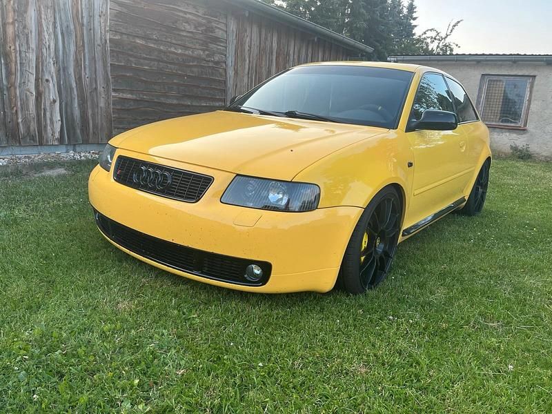 Gebraucht Audi S3 224 PS (164 kW) 2002 Gelb Kleinwagen