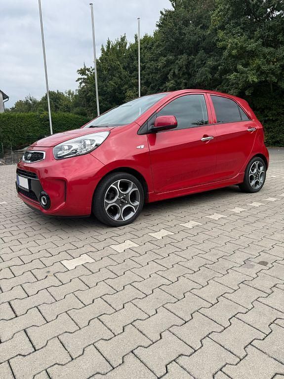 Rot Gebraucht 2015 Kia Picanto Sport Kleinwagen | 4.777 € (Teuer) - Bild 1/4