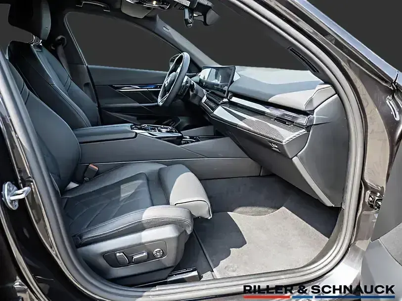 Gebraucht BMW 520 M Sport 2025 Grau Kombi