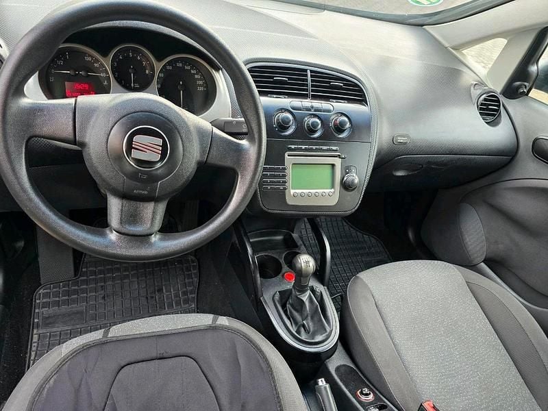 Gebraucht Seat Altea 100 PS (73 kW) 2005 Blau Van / Kleinbus