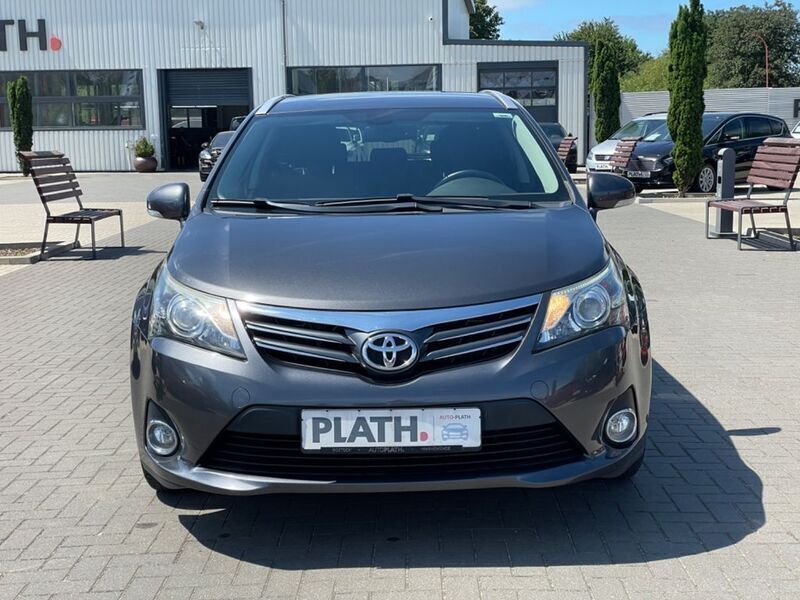 Gebraucht Toyota Avensis Edition 147 PS (108 kW) 2014 Grau Kombi