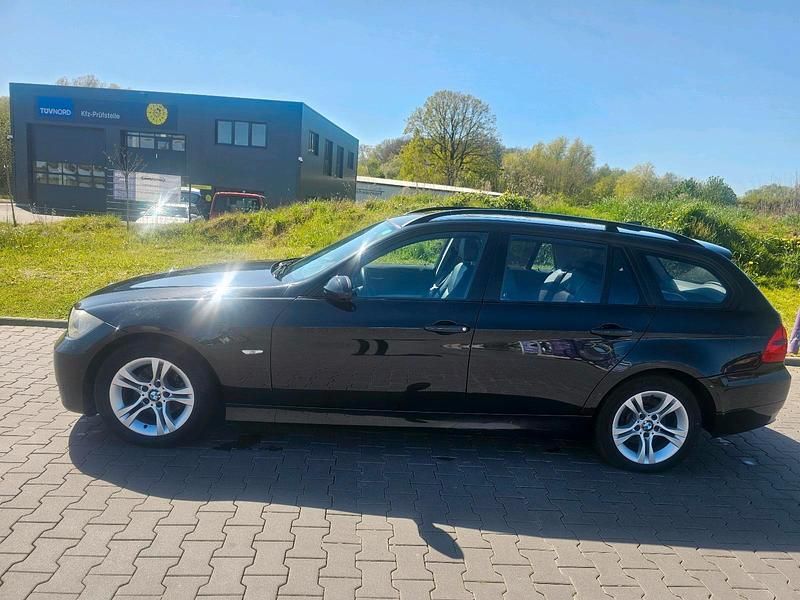 Second-hand BMW 320 177 CP (130 kW) 2007 Negru Break