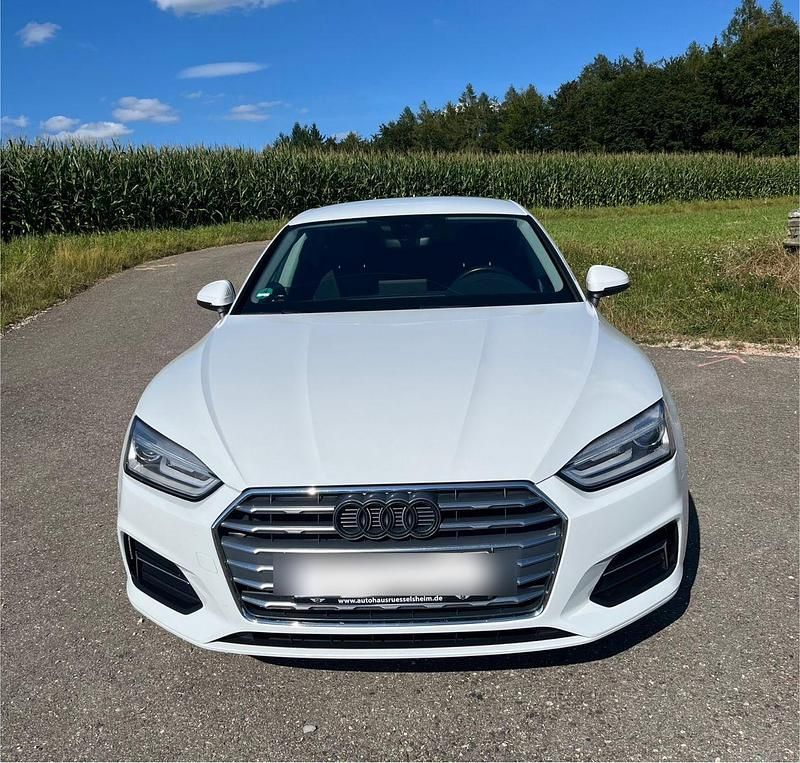 Weiß Gebraucht 2017 Audi A5 Sportback Kleinwagen | 19.800 € (Etwas zu teuer) - Bild 1/4