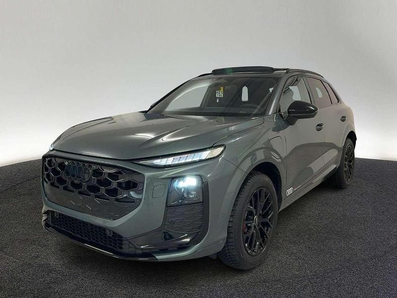 Gebraucht Audi Q3 Sport 272 PS (200 kW) 2026 Grün SUV