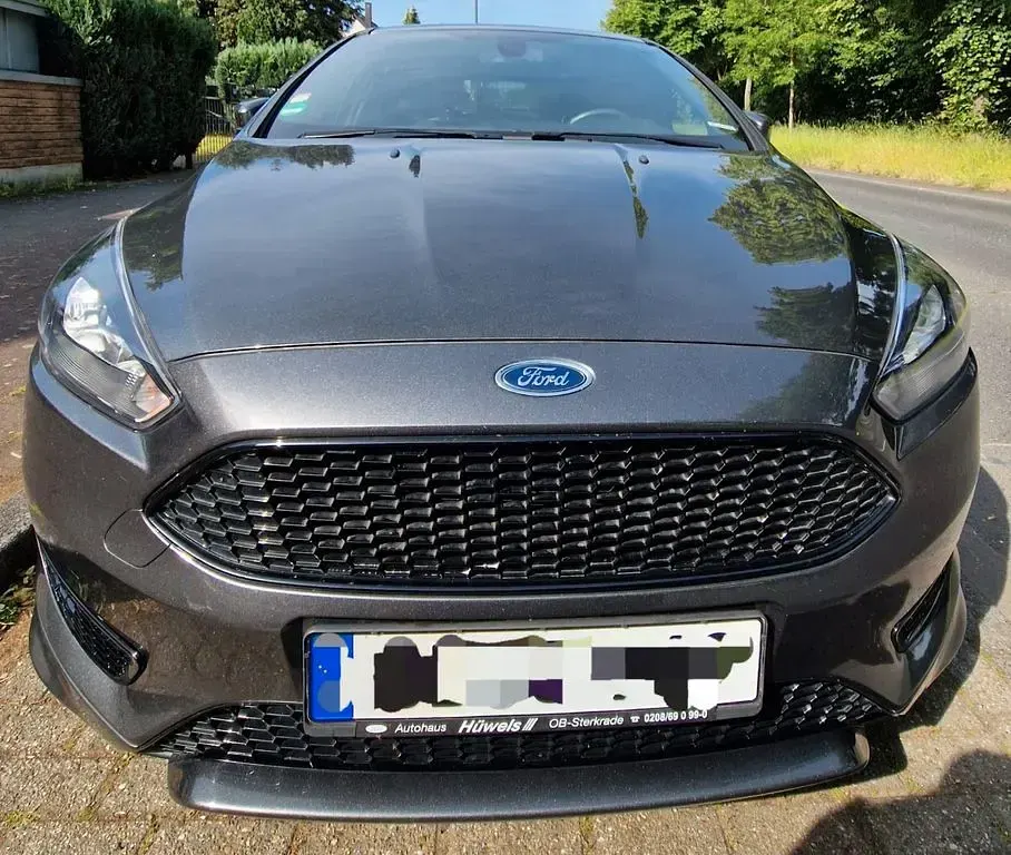 Gebraucht Ford Focus ST-Line 150 PS (110 kW) 2018 Grau Limousine