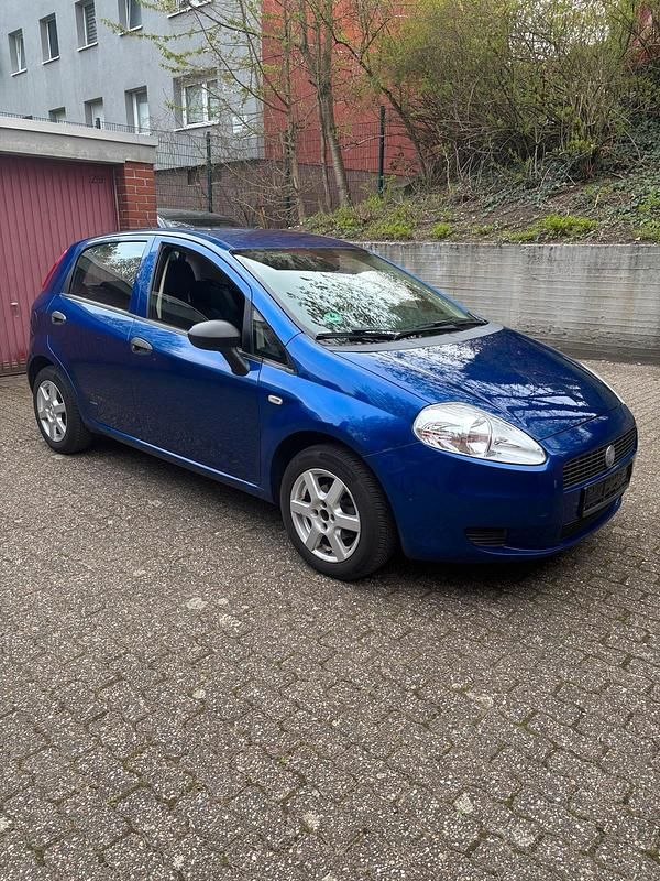 Gebraucht Fiat Punto 78 PS (57 kW) 2008 Blau Kleinwagen