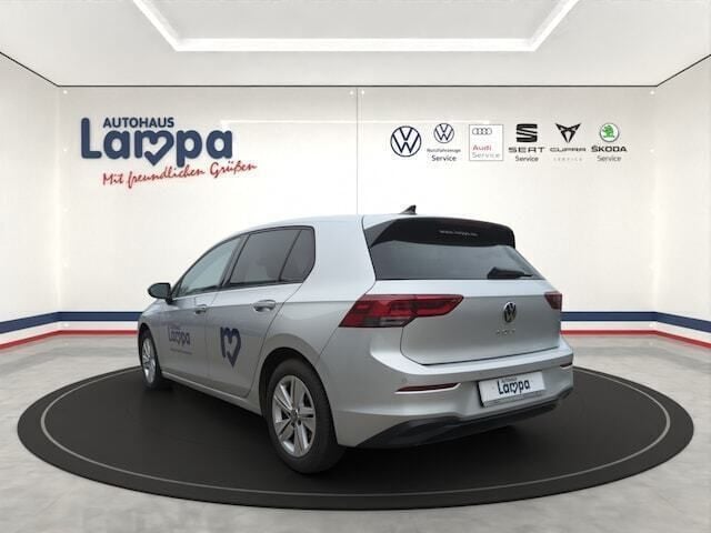 Second-hand VW Golf VII Life 150 CP (110 kW) 2020 Argintiu