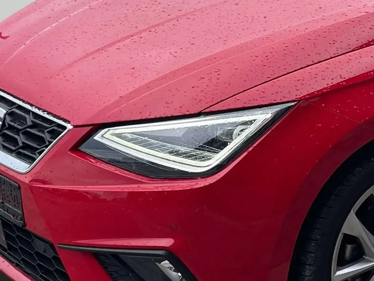 Gebraucht Seat Ibiza FR 110 PS (80 kW) 2023 Reinrot Kleinwagen