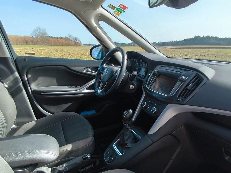 Gebraucht Opel Zafira Tourer drive 140 PS (102 kW) 2017 Van / Kleinbus