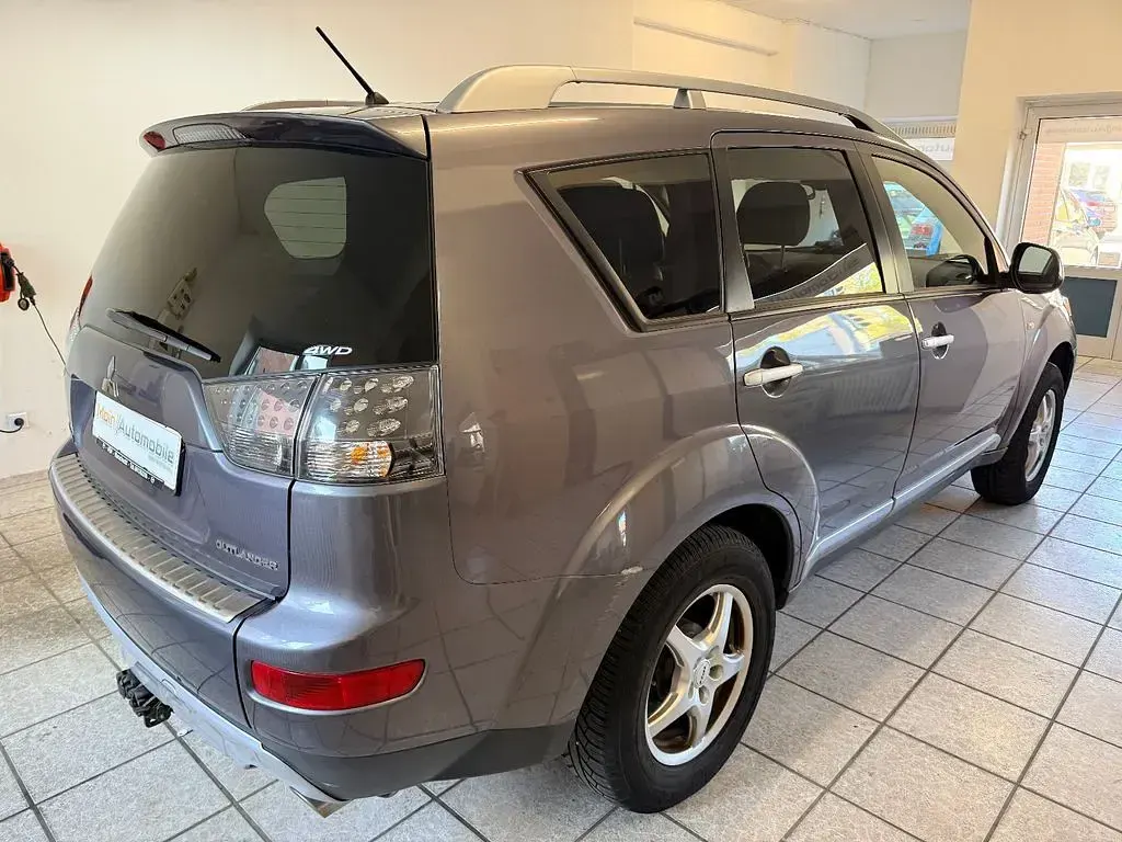 Gebraucht Mitsubishi Outlander 170 PS (125 kW) 2008 Grau SUV