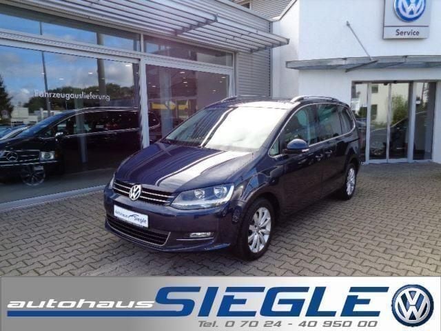 Blau metallic Gebraucht 2011 VW Sharan Highline Van / Kleinbus | 17.980 € - Bild 1/4