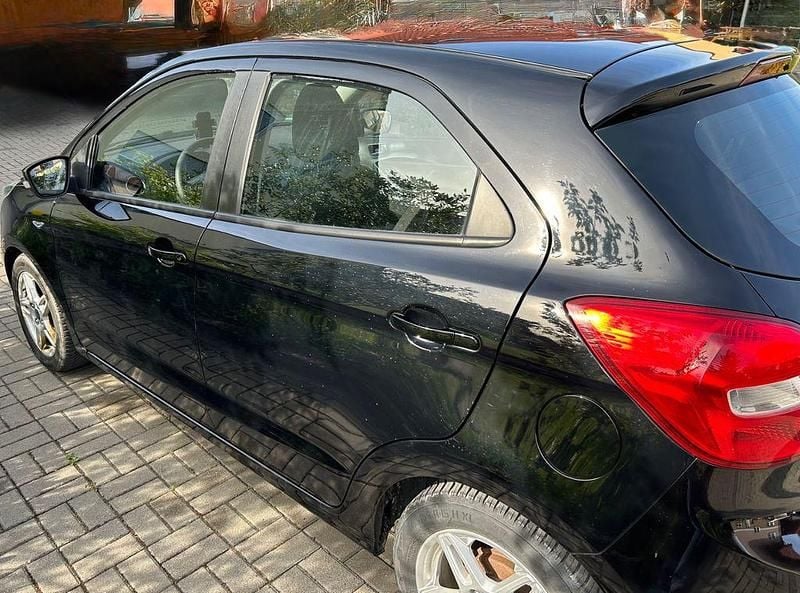 Second-hand Ford Ka 86 CP (63 kW) 2017 Negru Berlinǎ