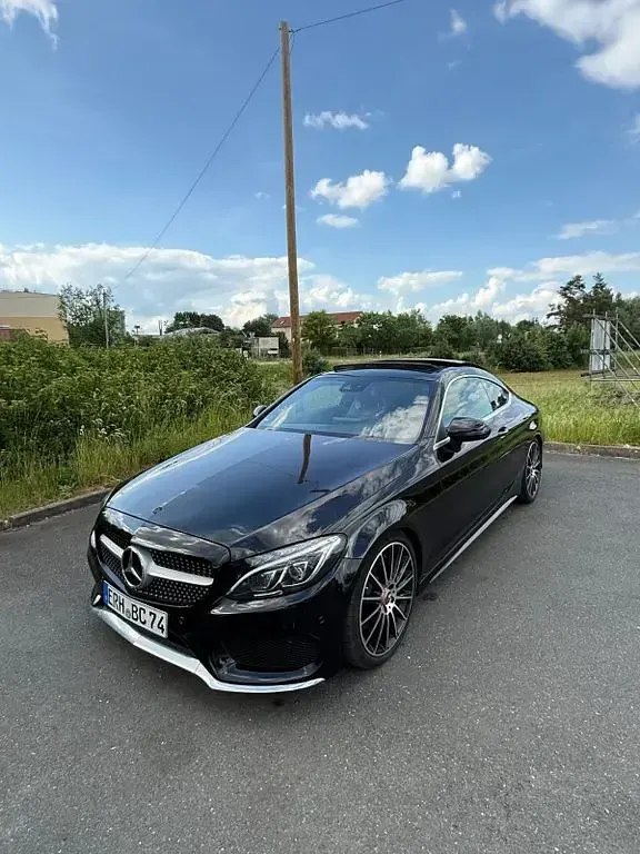 Gebraucht Mercedes C300 AMG 245 PS (180 kW) 2016 Schwarz Coupé