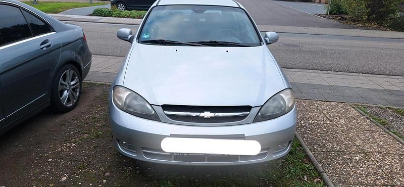 Silber Gebraucht 2007 Chevrolet Lacetti Kleinwagen | 700 € - Bild 1/4