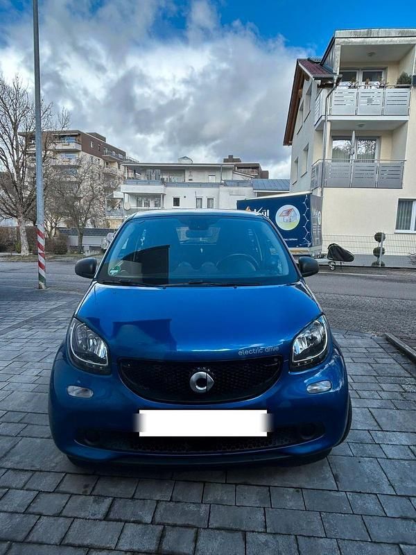Gebraucht Smart ForFour Electric Drive Passion 60 kW (82 PS) 2018 Blau Kleinwagen