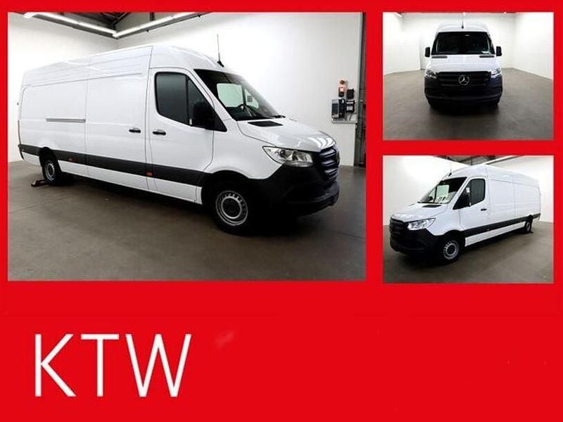Gebraucht Mercedes Sprinter 170 PS (125 kW) 2025 Arktikweiss Van