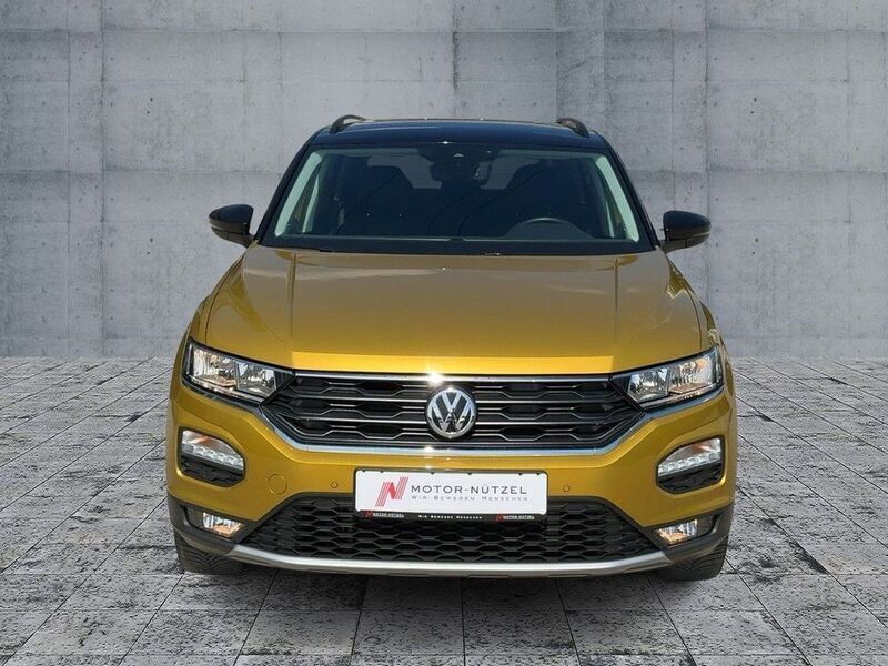 Gebraucht VW T-Roc United 150 PS (110 kW) 2020 Kurkumagelb metallic SUV