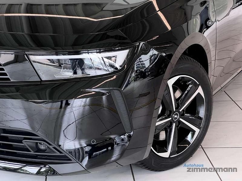 Gebraucht Opel Astra Enjoy 131 PS (96 kW) 2025 Schwarz Kombi