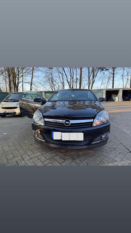 Gebraucht Opel Astra Cabriolet 140 PS (102 kW) 2006 Schwarz Cabrio
