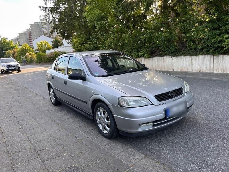 Silber Gebraucht 2001 Opel Astra Comfort Kombi | 2.150 € (Etwas zu teuer) - Bild 1/4